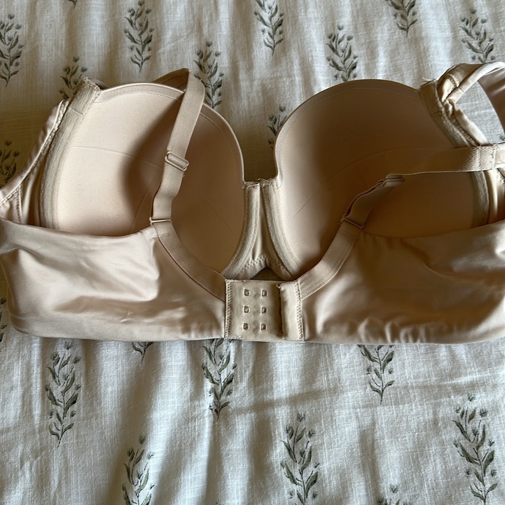 Soma stunning support smooth full coverage bra 38D pale tan. - Picture 6 of 7